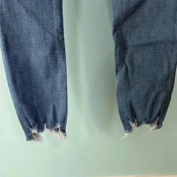 Abercrombie & Fitch high rise super skinny ankle jeans - Picture 6 of 8
